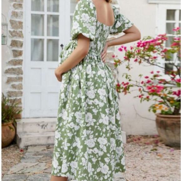 Women’s Green Floral Maternity Dress Puff Sleeve Square Neck Size XXL NWT - Picture 2 of 10